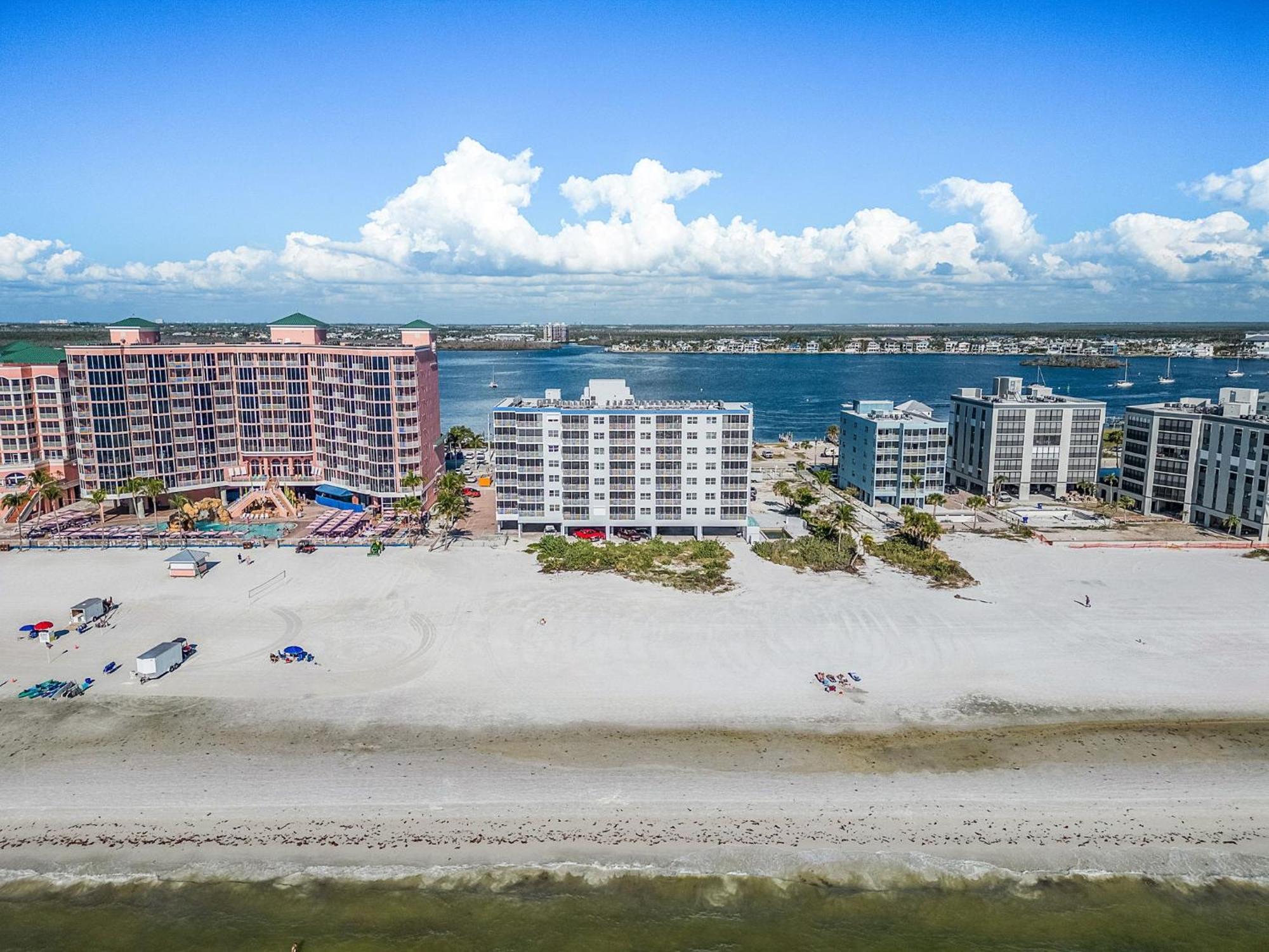 Welcome To Beach Villa'S # 602 Vacation Rental - 250 Estero Blvd Condo Fort Myers Beach Exterior foto